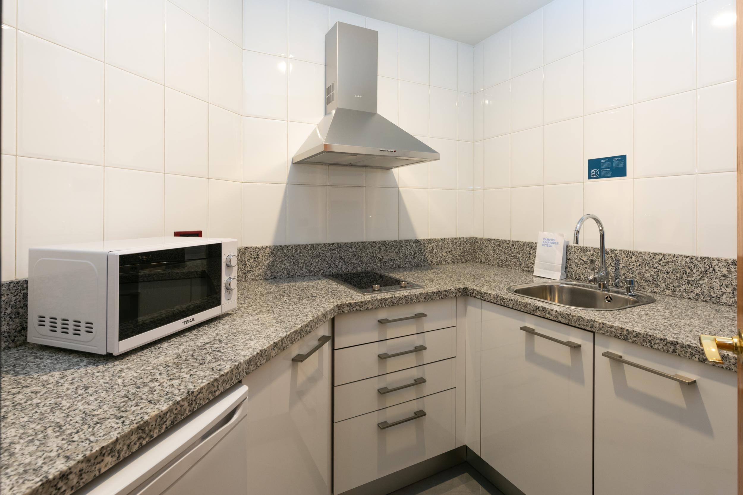 Aparthotel Campus Oviedo Ngoại thất bức ảnh