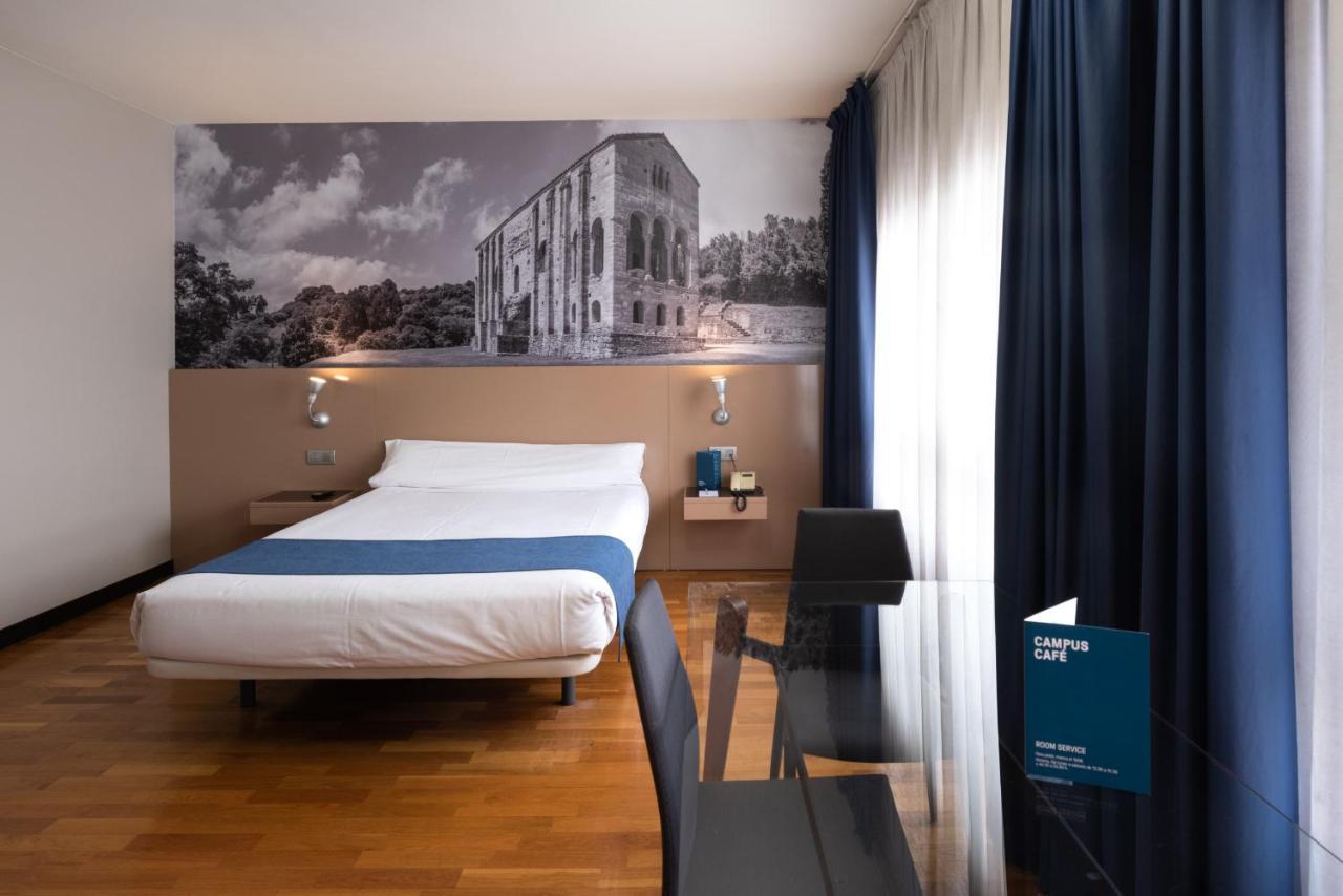 Aparthotel Campus Oviedo Ngoại thất bức ảnh